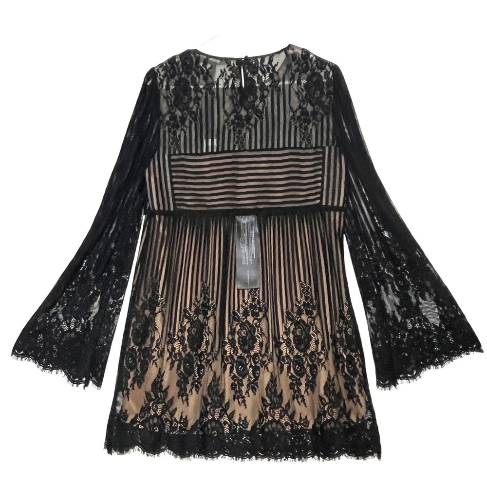 BCBGMAXAZRIA Luann Black Lace Bell Sleeve Mini Dress MRB66J03-001 NWT Womens M - Picture 2 of 7